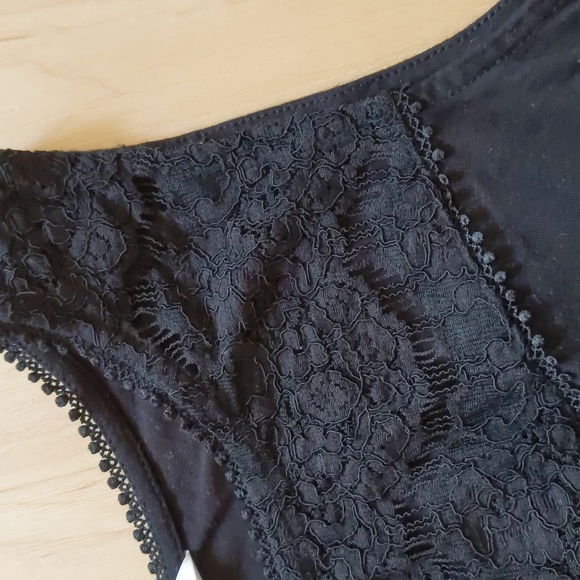 3 Lace Tank Tops: Aeropostale, H&M, xhilaration, S crochet racerback bundle set - Picture 5 of 16